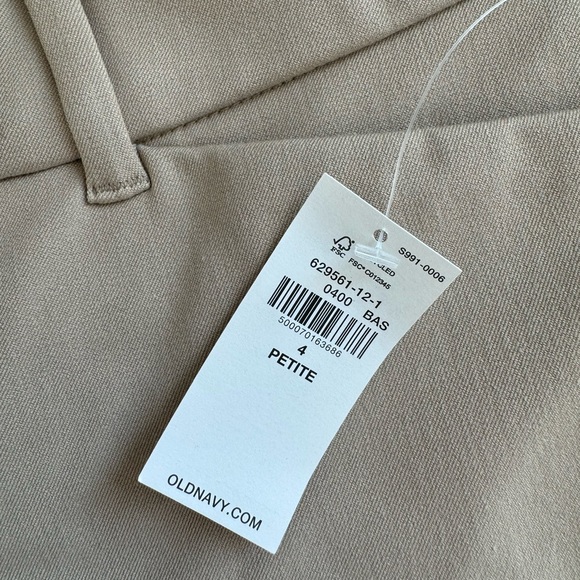 Old Navy High Rise Pixie Petite Pants NWT - Picture 5 of 5
